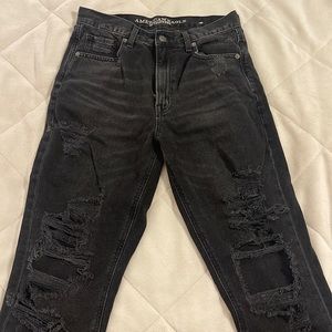 American eagle black distressed mom jeans